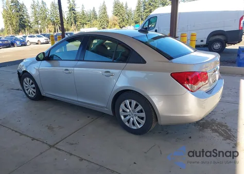 2016 Chevrolet Cruze Limited Ls Auto z USA, uszkodzony, nr VIN 1G1PC5SG4G7140348